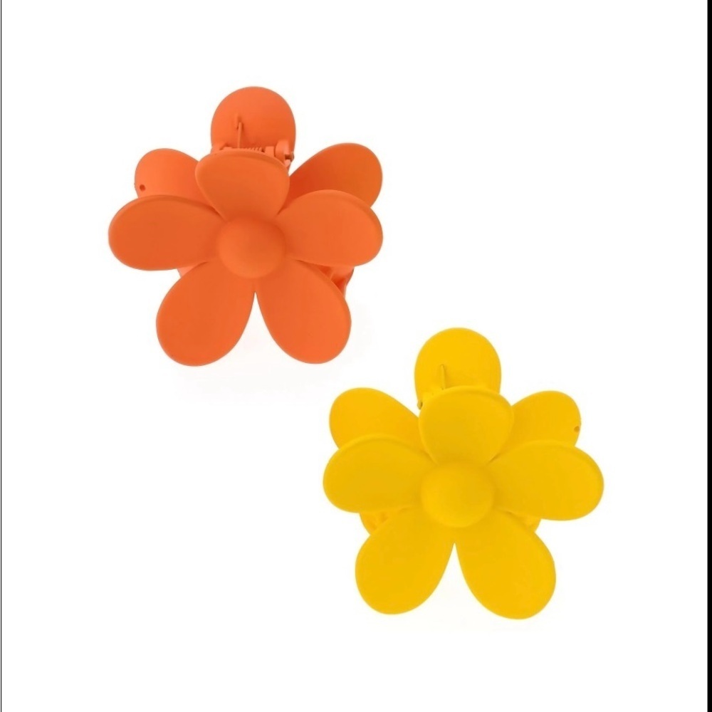 Ettika Flower Power Daisy Hair Claw Set
